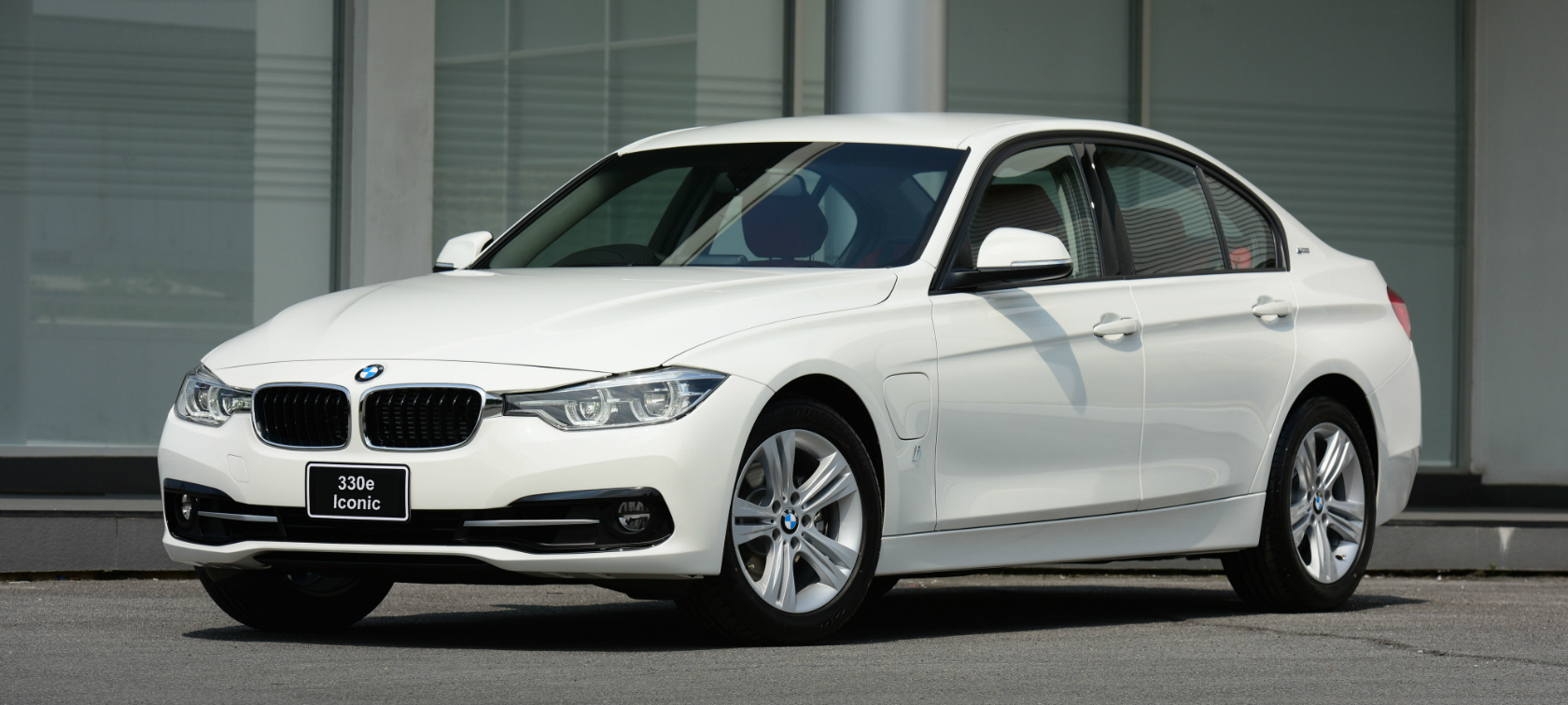 330e Iconic 330e Iconic